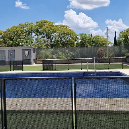 Apartment With Free Parking And Pool بورموخوس المظهر الخارجي الصورة