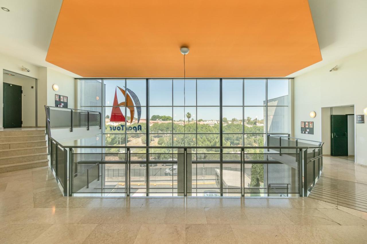 Apartment With Free Parking And Pool بورموخوس المظهر الخارجي الصورة