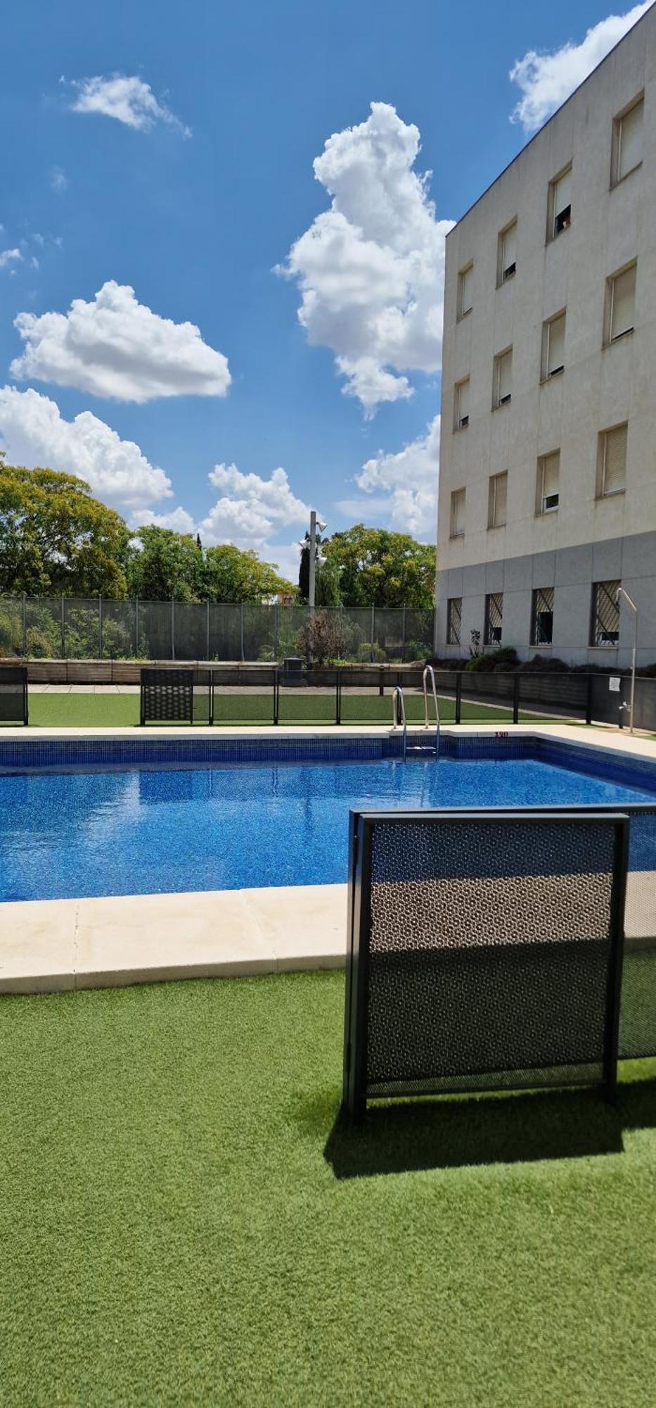 Apartment With Free Parking And Pool بورموخوس المظهر الخارجي الصورة